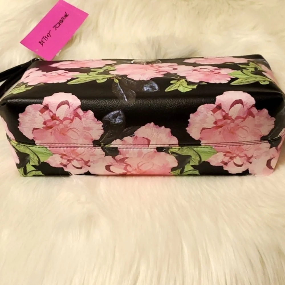 Betsey Johnson Printed Pebble Wristlet Flowers Black and Pink
